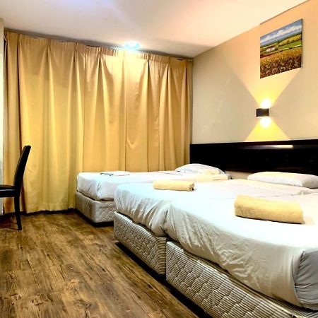 Green Town Hotel Classic Malacca Екстер'єр фото