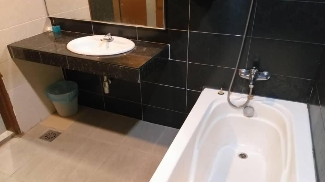Green Town Hotel Classic Malacca Екстер'єр фото