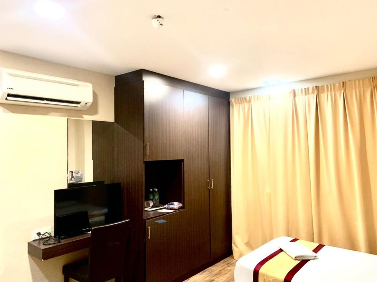 Green Town Hotel Classic Malacca Екстер'єр фото
